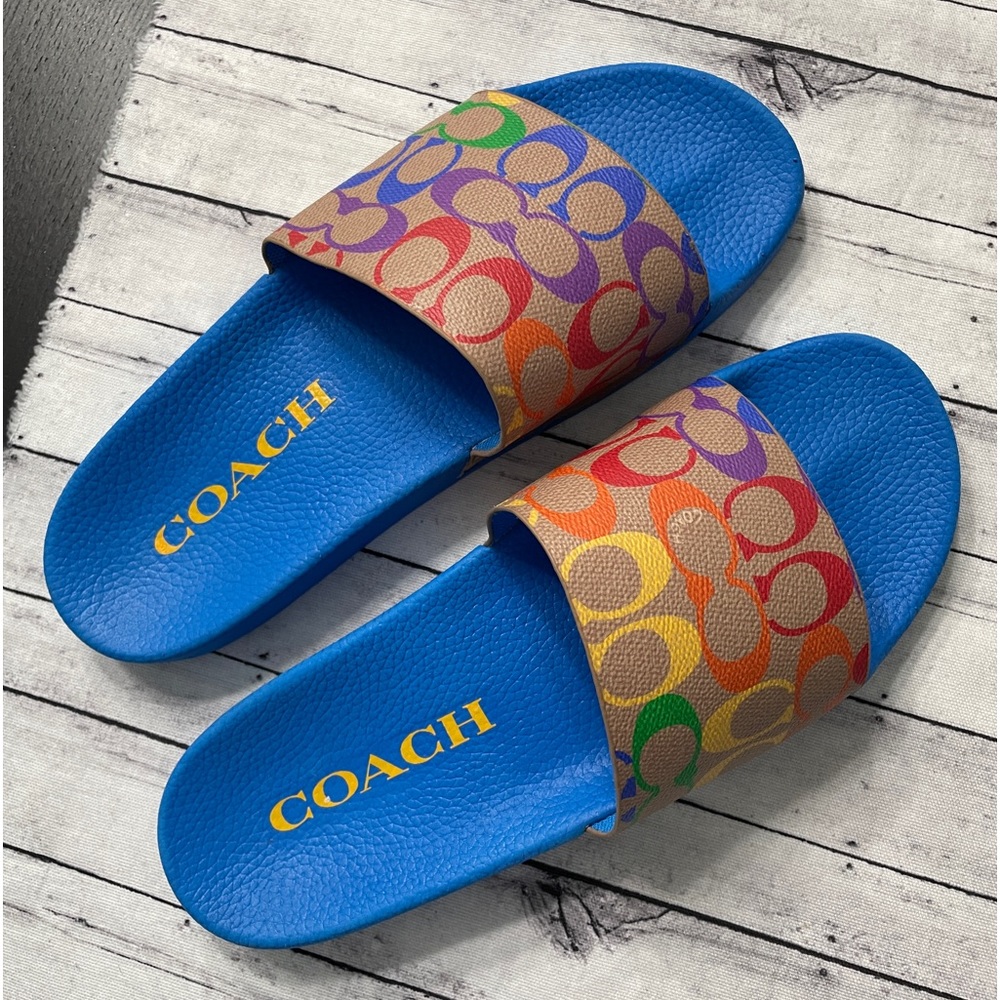 New COACH
Men's Signature Rainbow Logo Print Slides - Picture 3 of 10